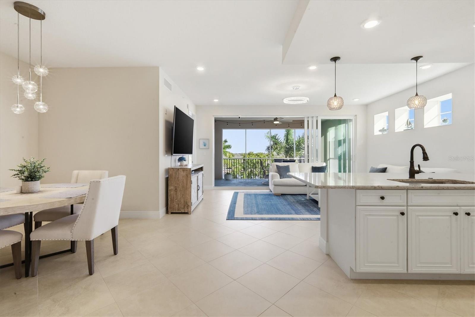 395 ARUBA CIR #303, BRADENTON, FL — photo 6