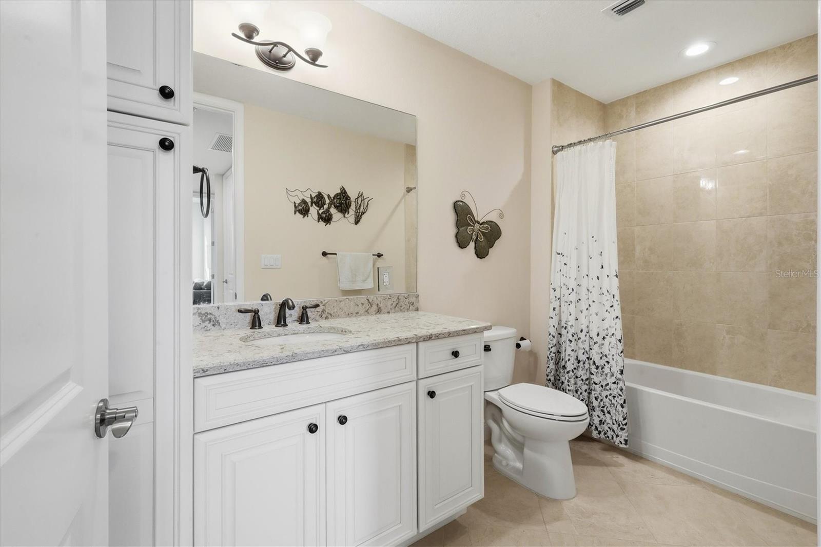 395 ARUBA CIR #303, BRADENTON, FL — photo 27