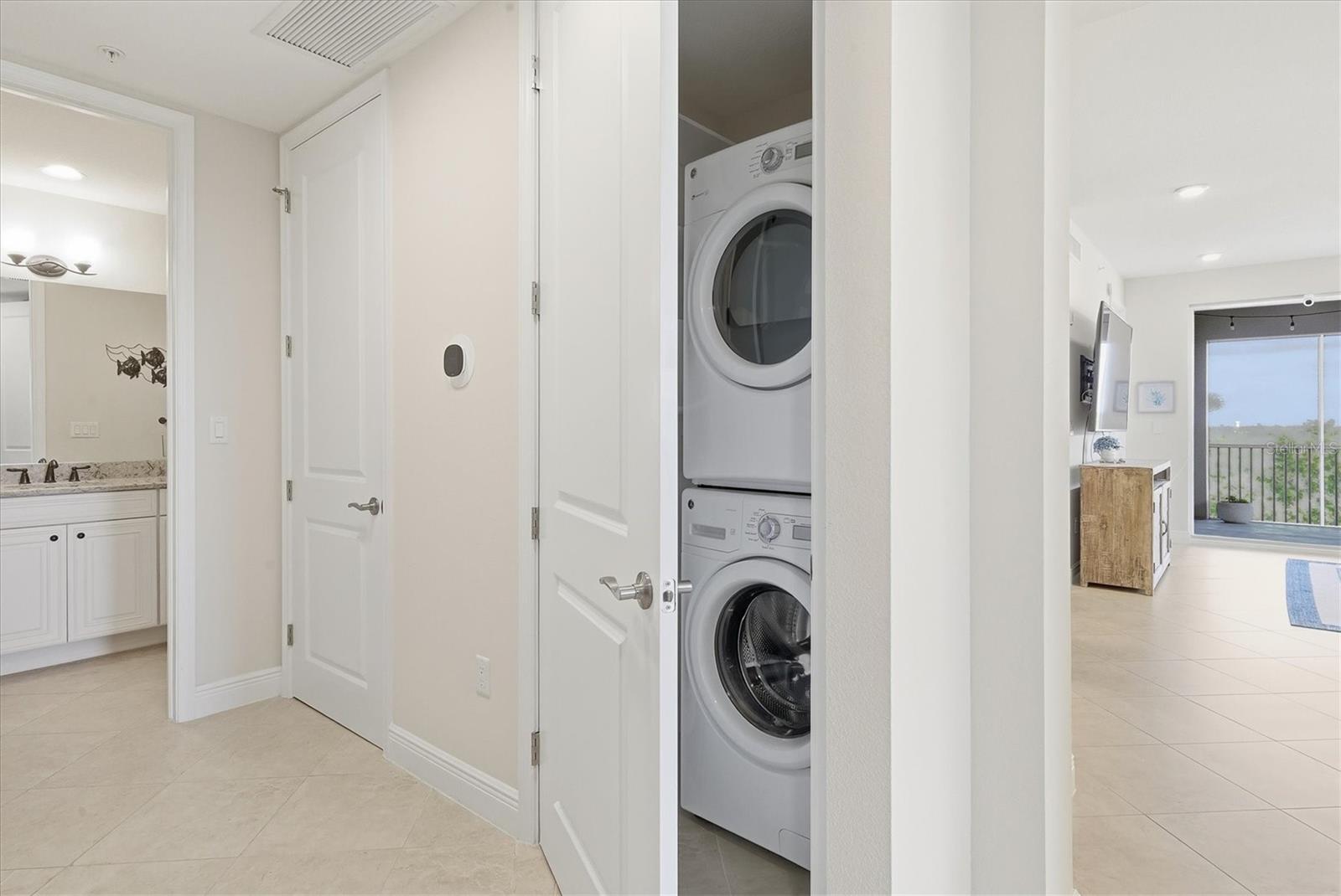 395 ARUBA CIR #303, BRADENTON, FL — photo 28