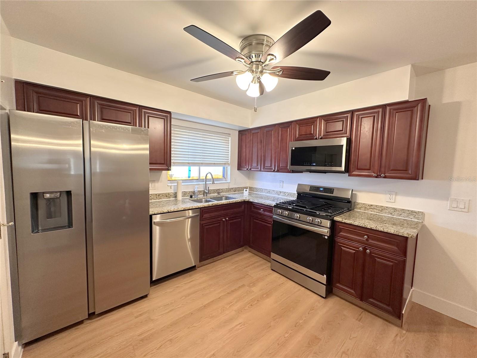 10848 WILDERNESS CT, ORLANDO, FL — photo 2