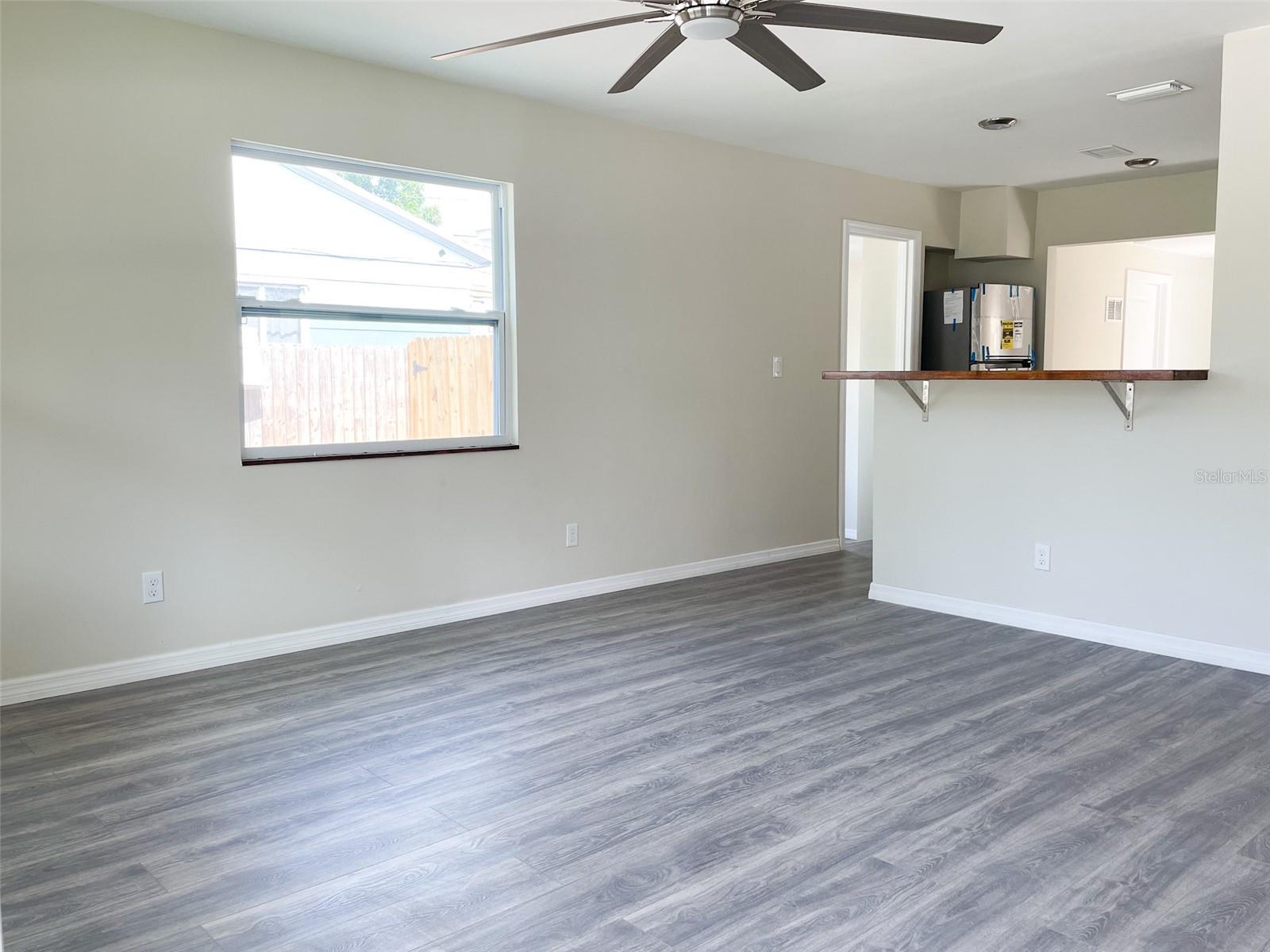 4537 10TH AVE S, ST PETERSBURG, FL — photo 4