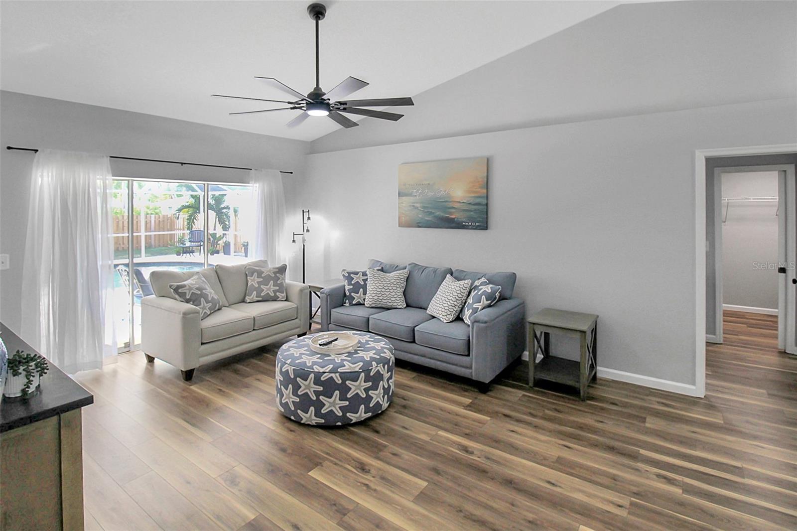 5111 13TH AVENUE DR W, BRADENTON, FL — photo 41