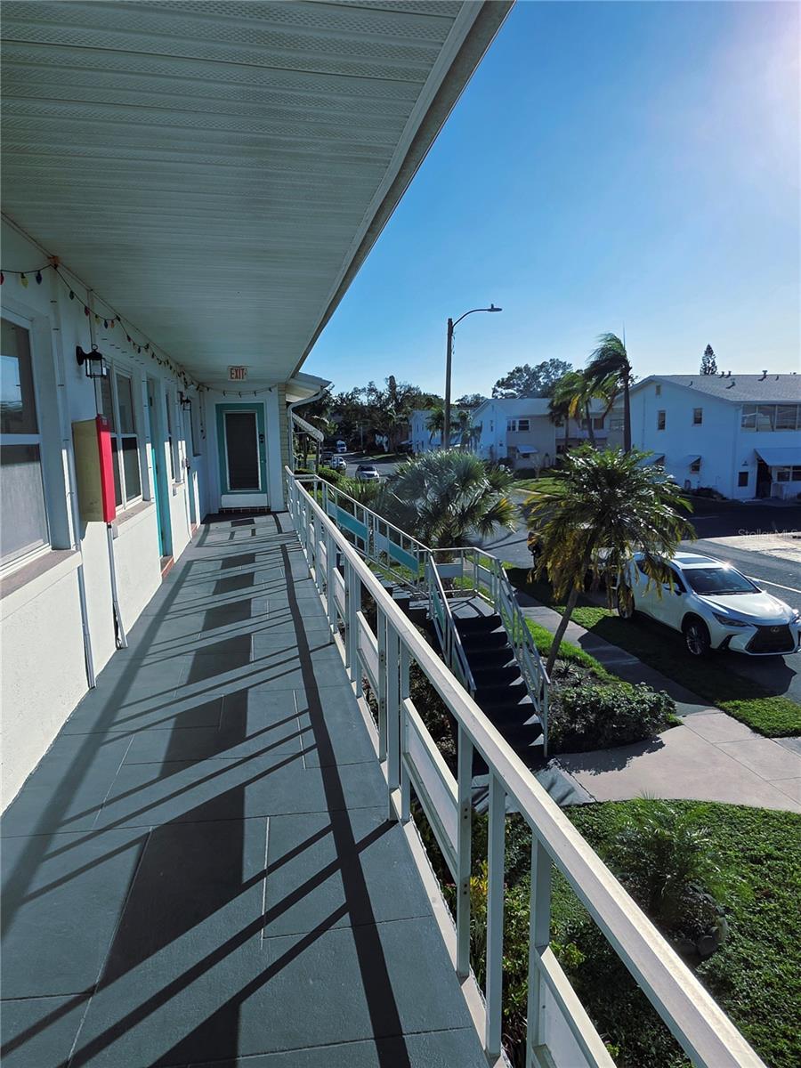5945 21ST ST N #18, ST PETERSBURG, FL — photo 3
