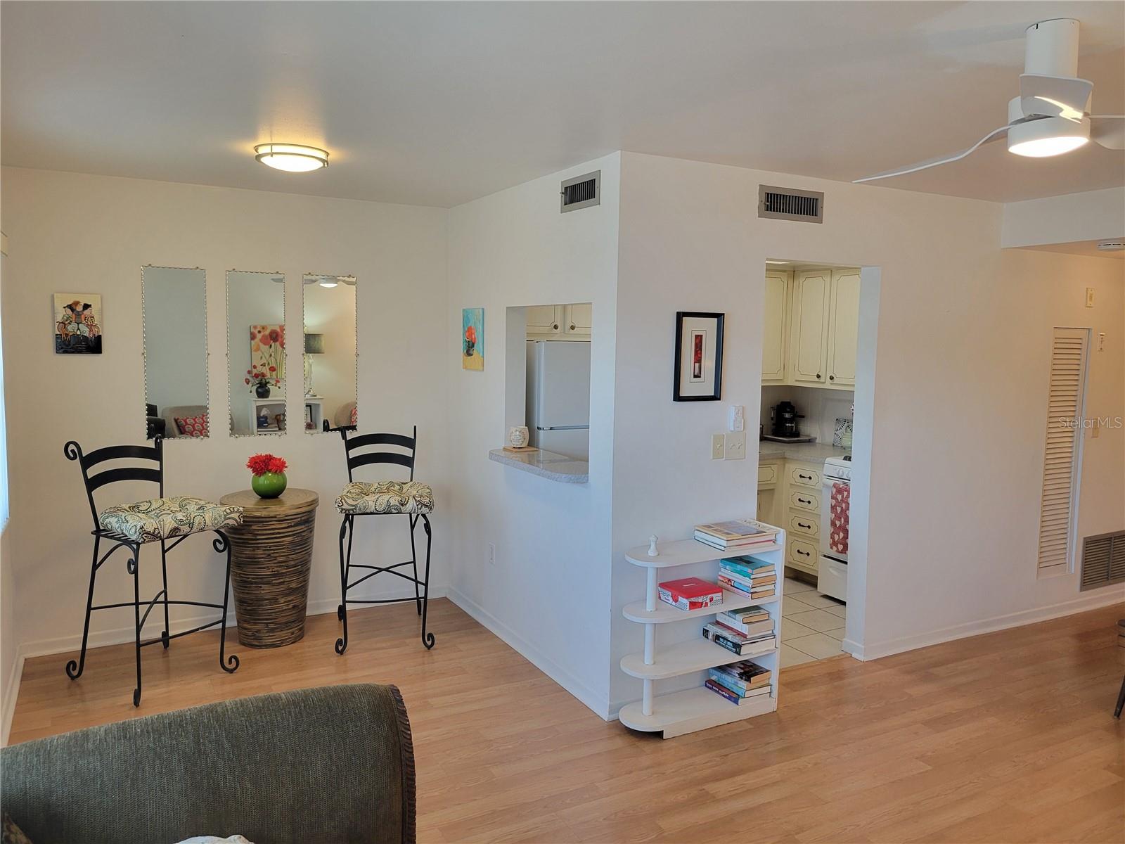 5945 21ST ST N #18, ST PETERSBURG, FL — photo 9