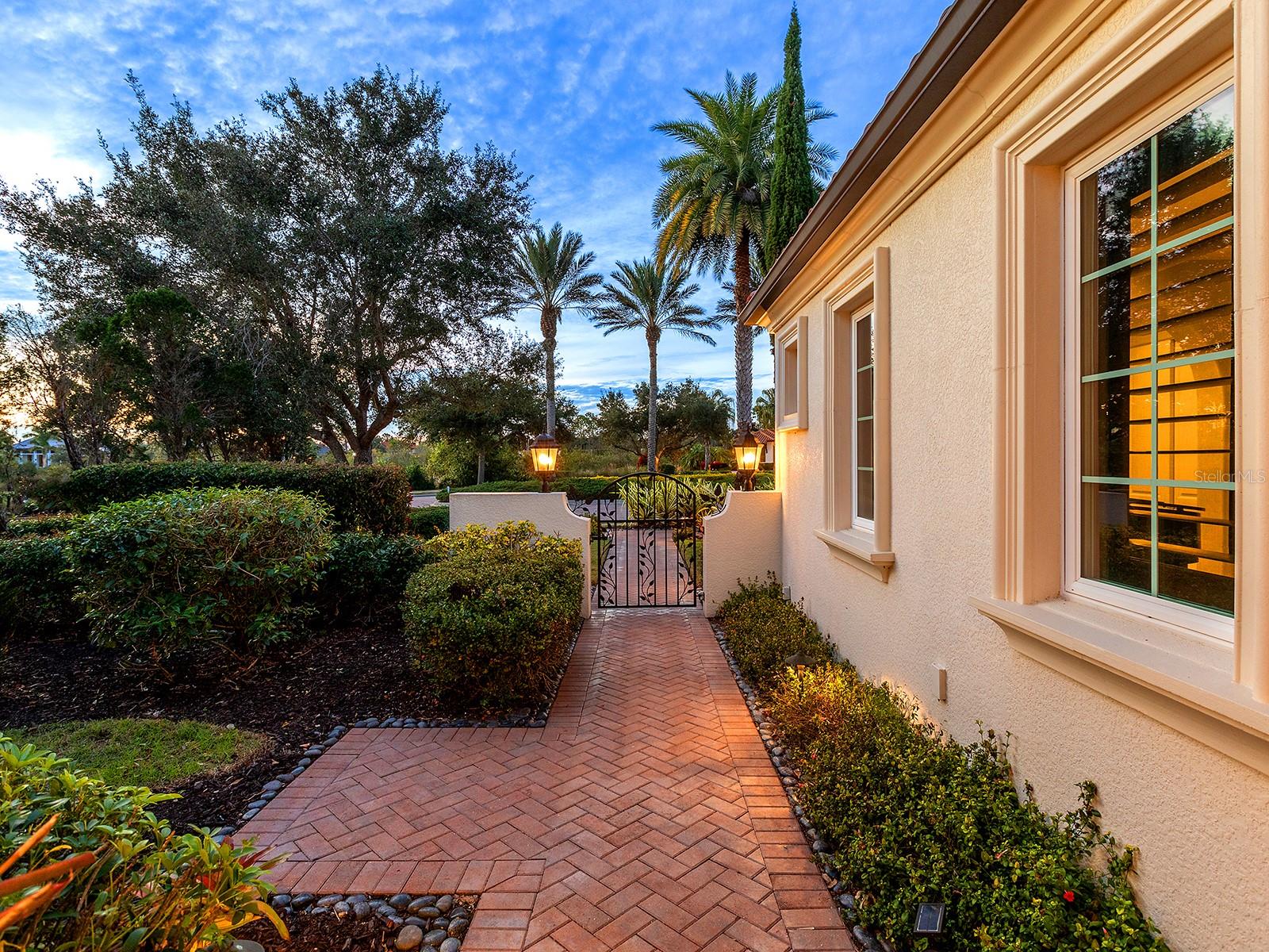 7951 MATERA CT, LAKEWOOD RANCH, FL — photo 9