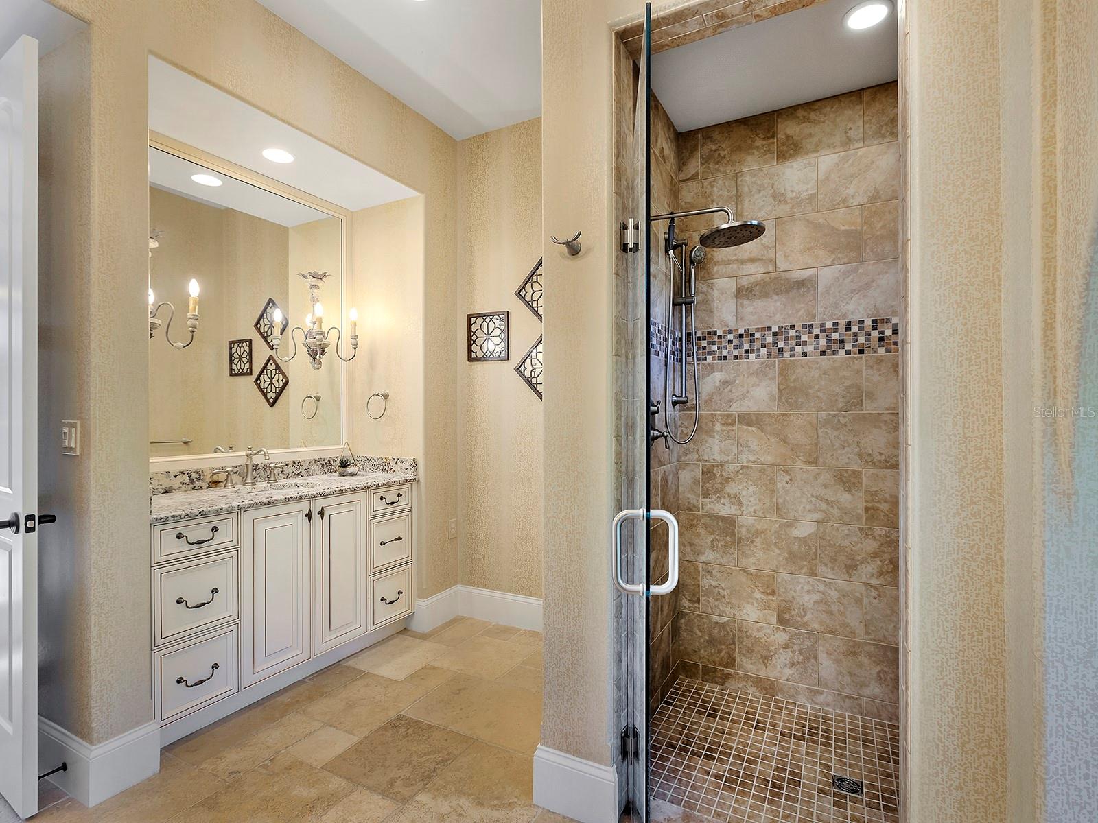 7951 MATERA CT, LAKEWOOD RANCH, FL — photo 32
