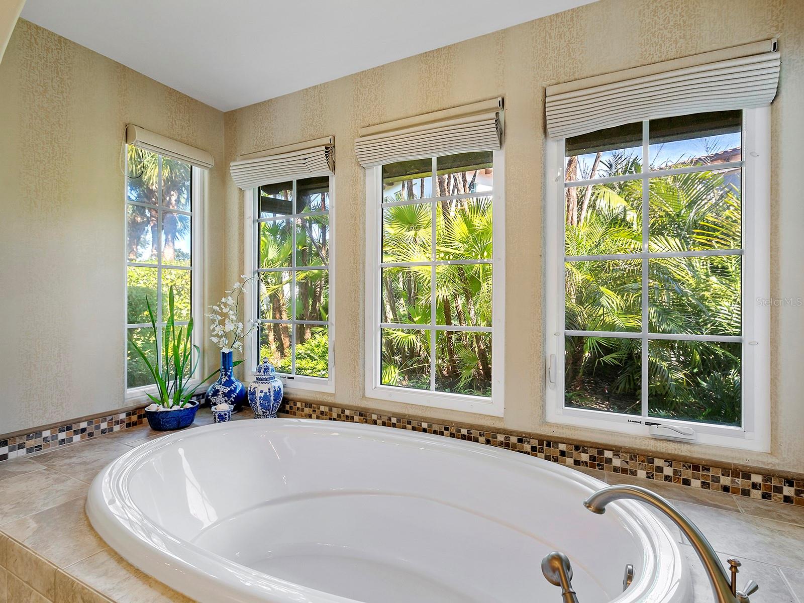7951 MATERA CT, LAKEWOOD RANCH, FL — photo 34