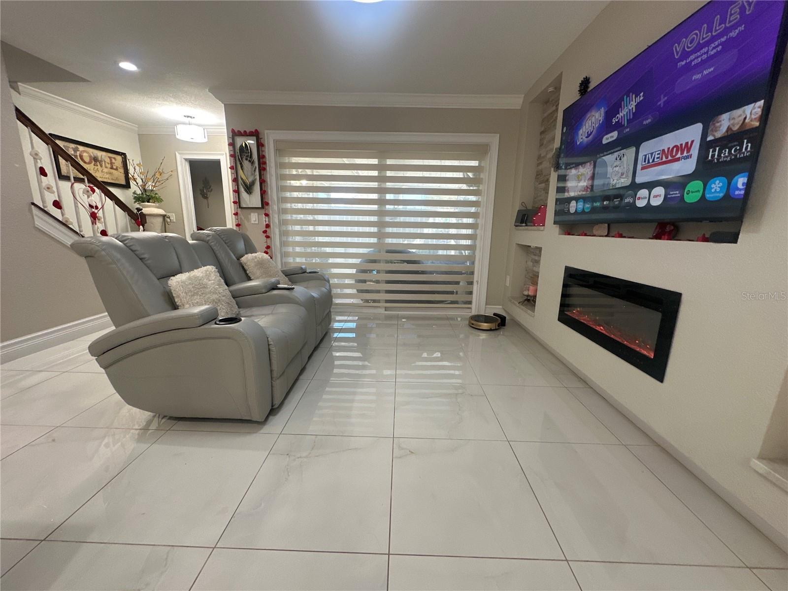 7009 SALINAS CT, TAMPA, FL — photo 4