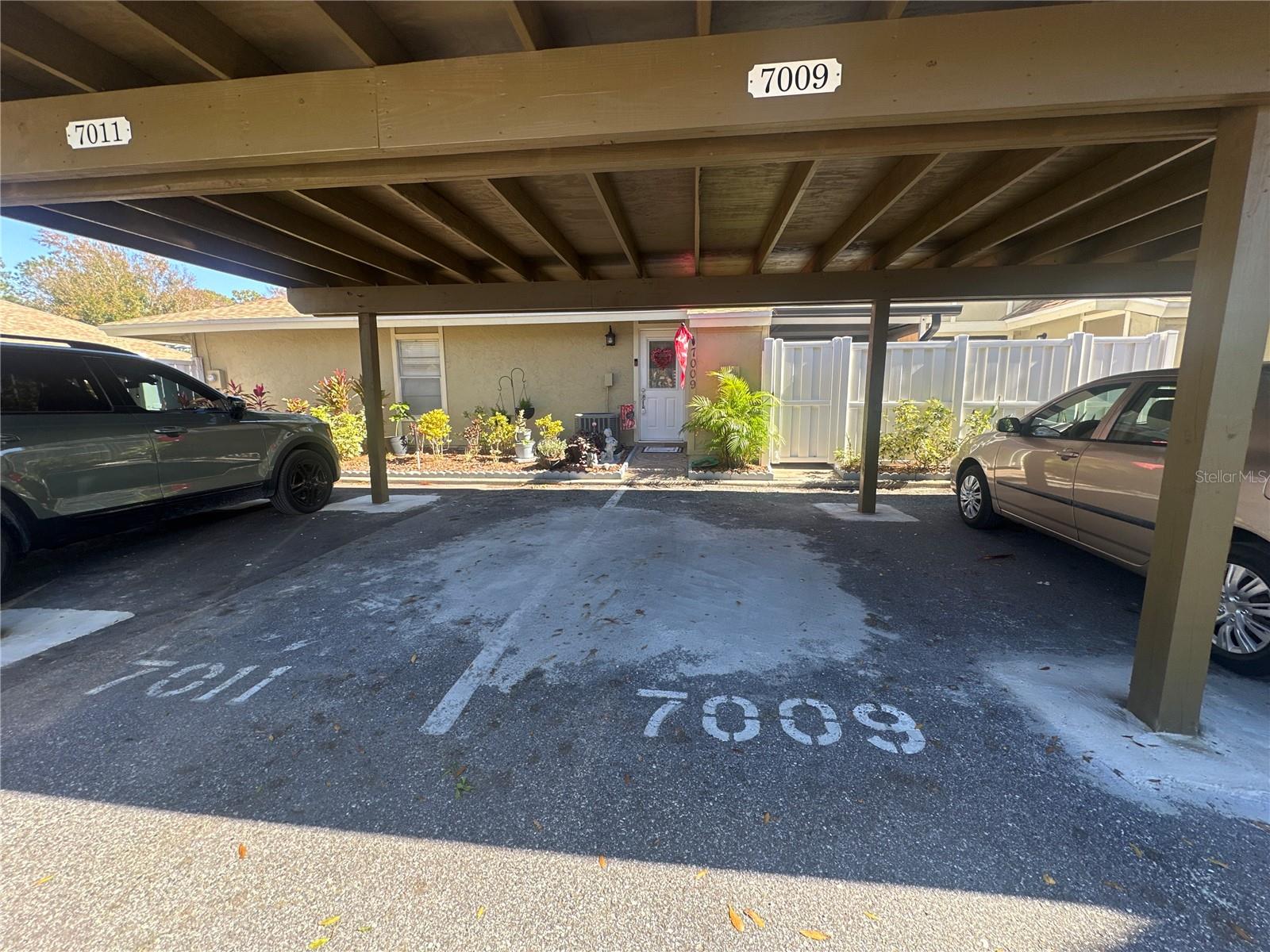 7009 SALINAS CT, TAMPA, FL — photo 5