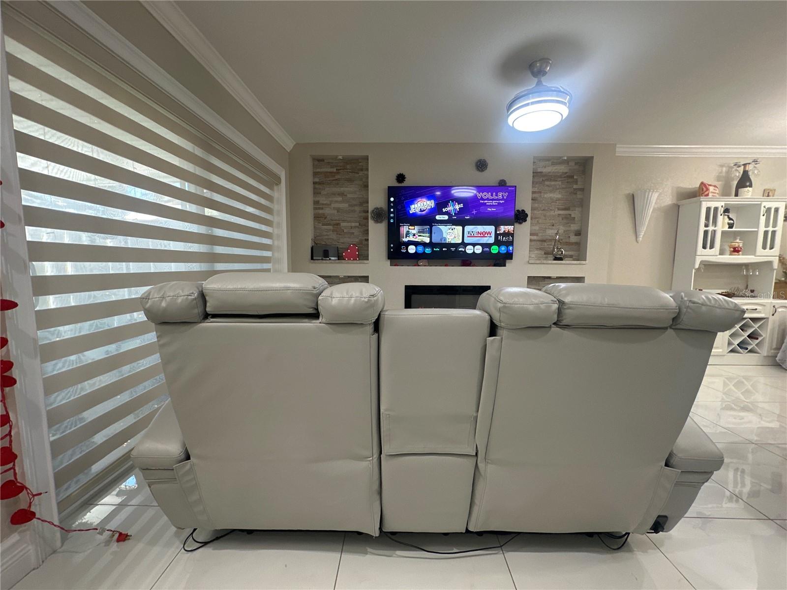 7009 SALINAS CT, TAMPA, FL — photo 6