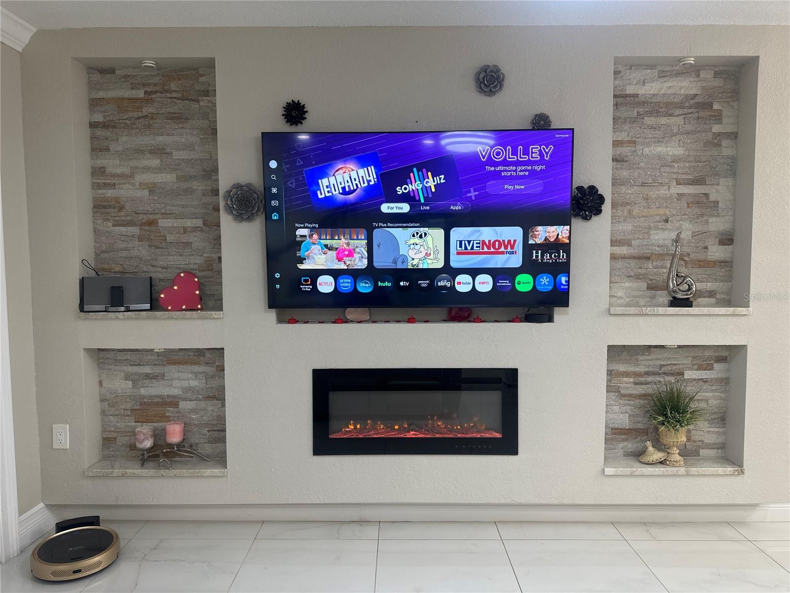 7009 SALINAS CT, TAMPA, FL — photo 7