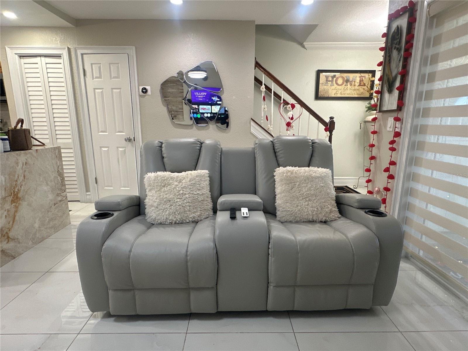 7009 SALINAS CT, TAMPA, FL — photo 8
