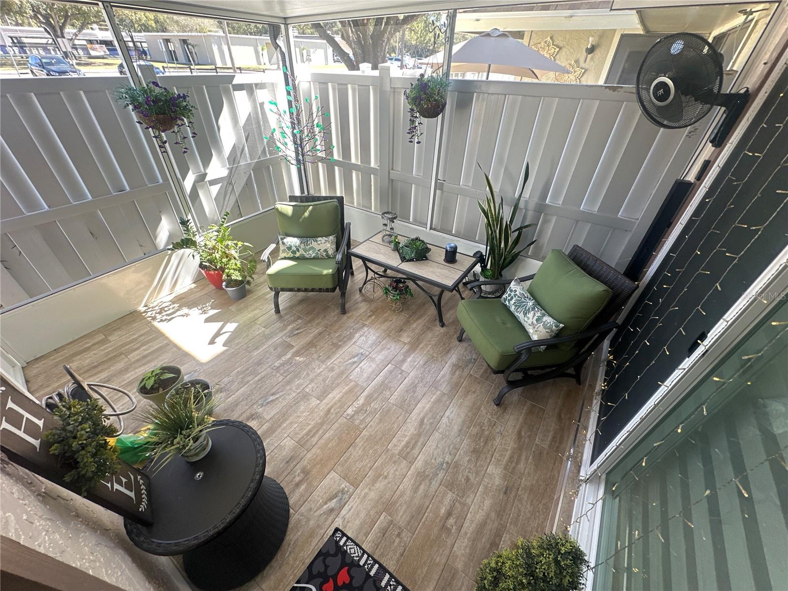 7009 SALINAS CT, TAMPA, FL — photo 9