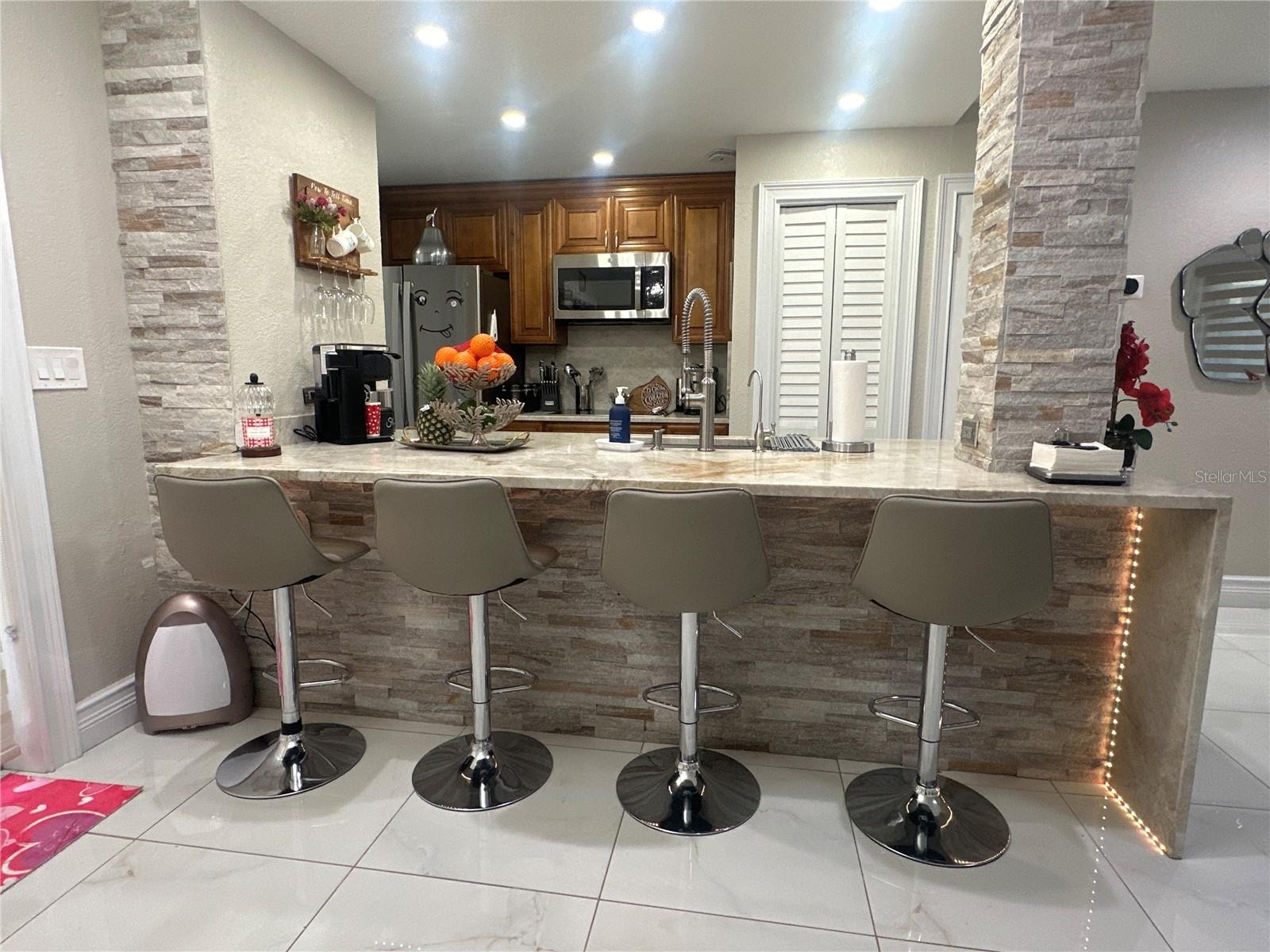 7009 SALINAS CT, TAMPA, FL — photo 30