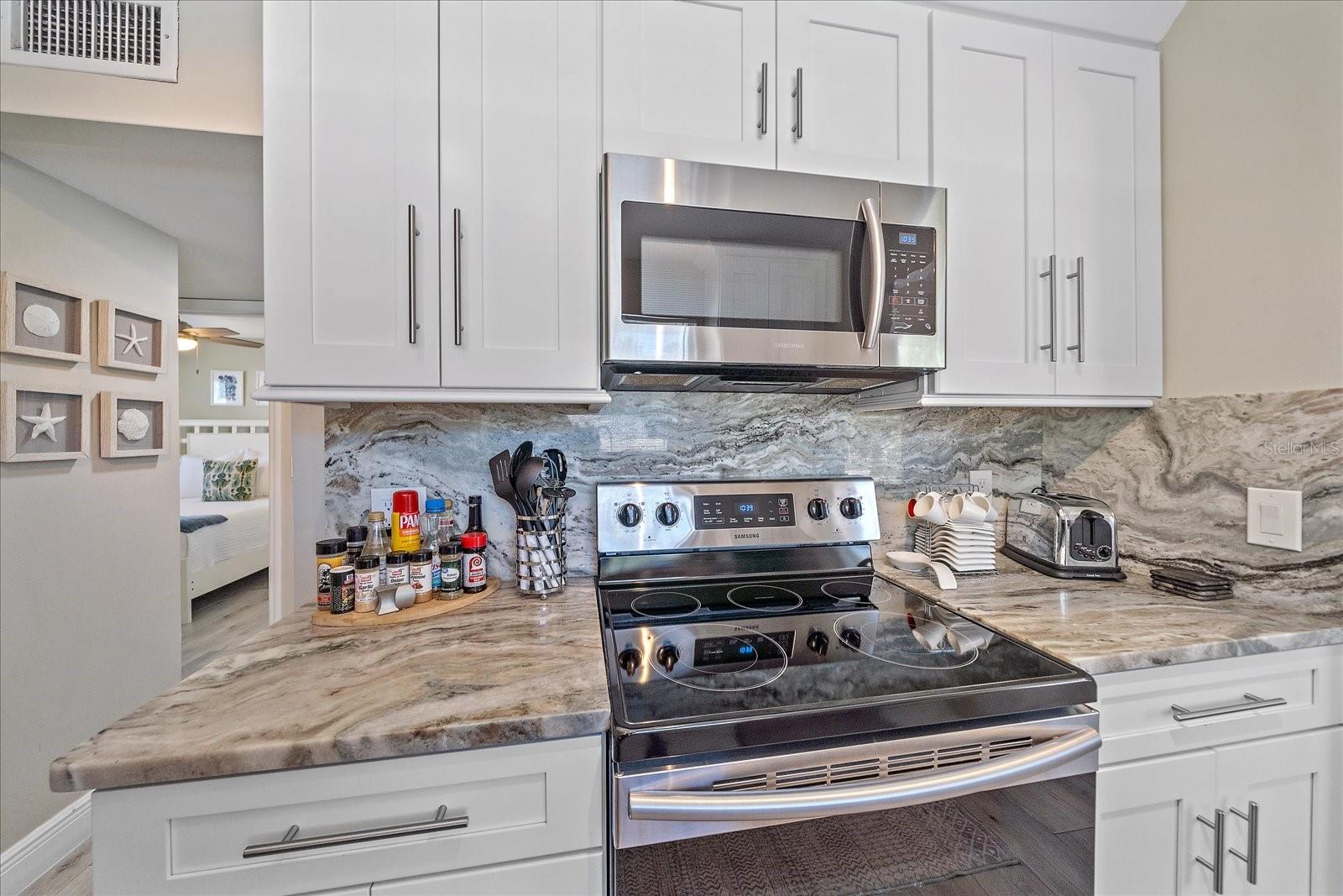 3710 IROQUOIS AVE, SARASOTA, FL — photo 31