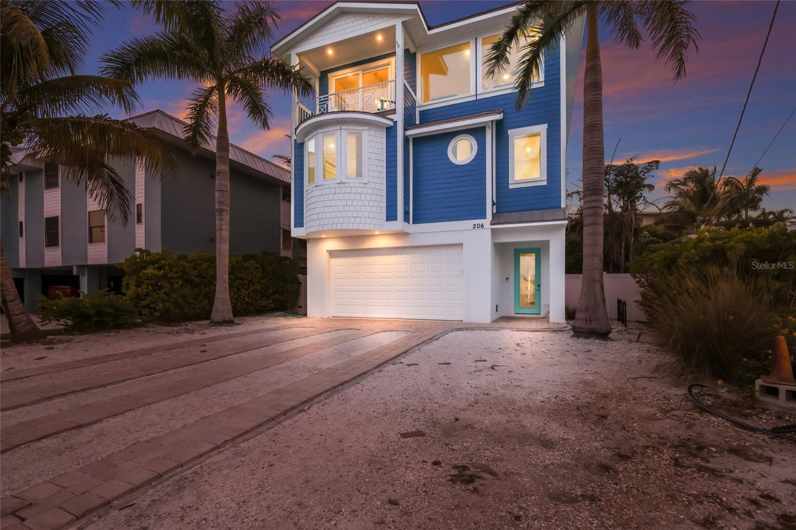 206 CHURCH AVE, BRADENTON BEACH, FL — photo 3