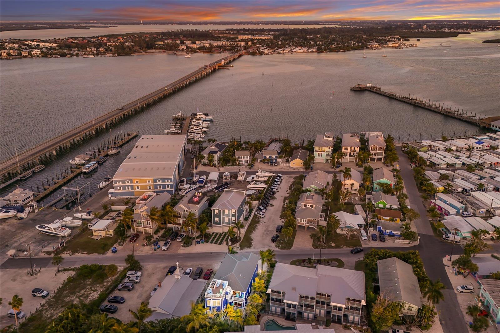 206 CHURCH AVE, BRADENTON BEACH, FL — photo 37