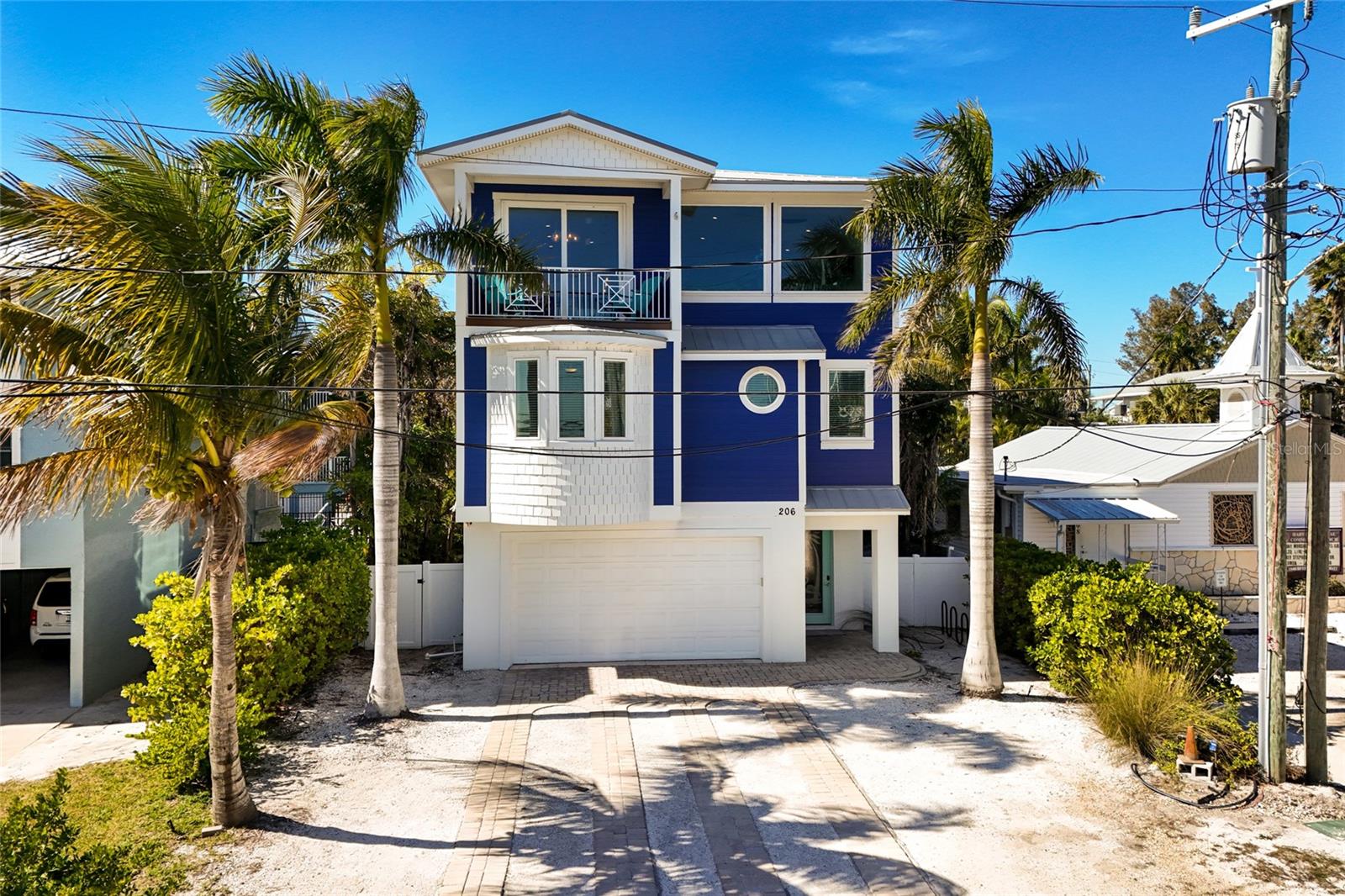 206 CHURCH AVE, BRADENTON BEACH, FL — photo 40