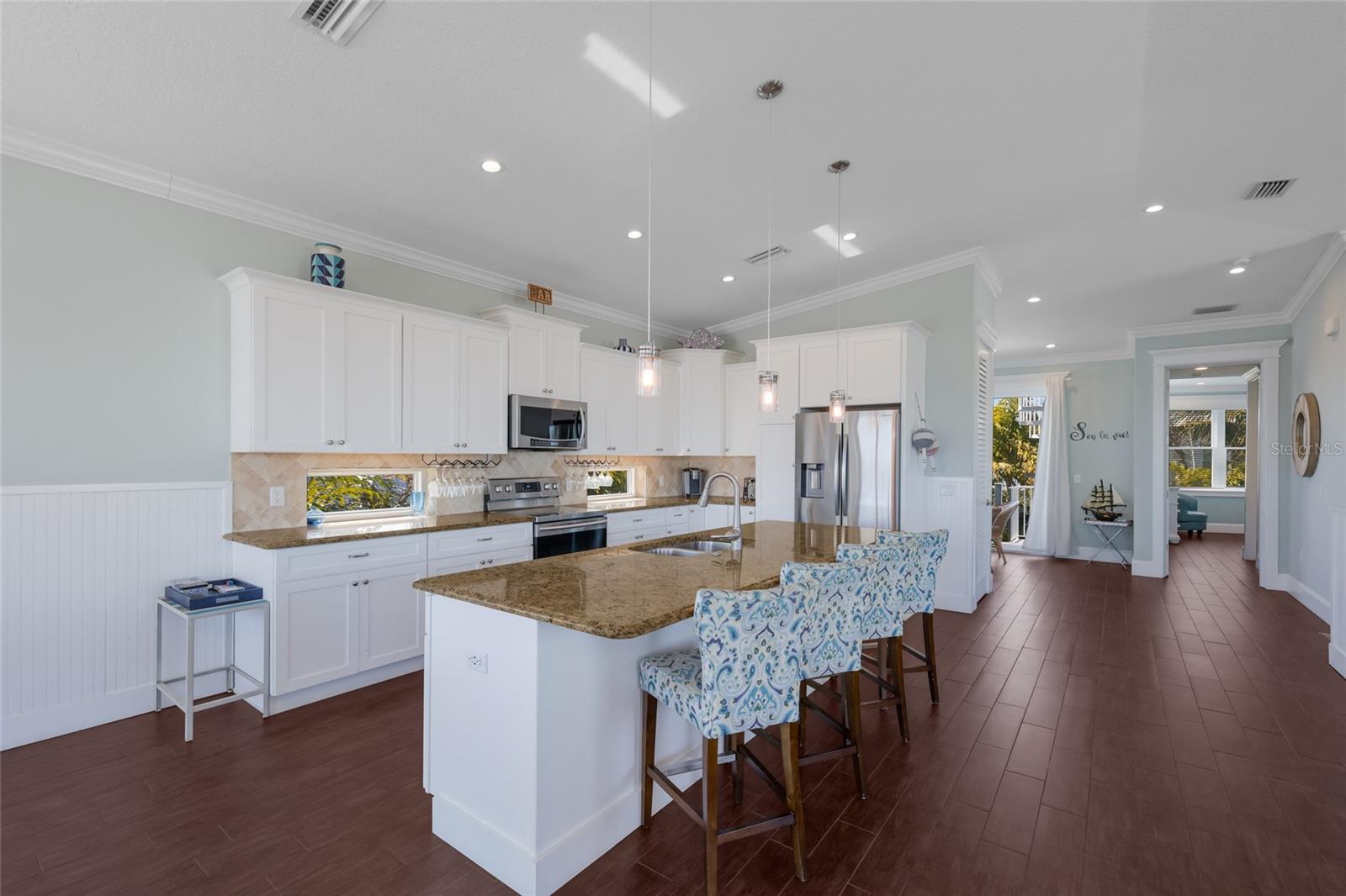206 CHURCH AVE, BRADENTON BEACH, FL — photo 79