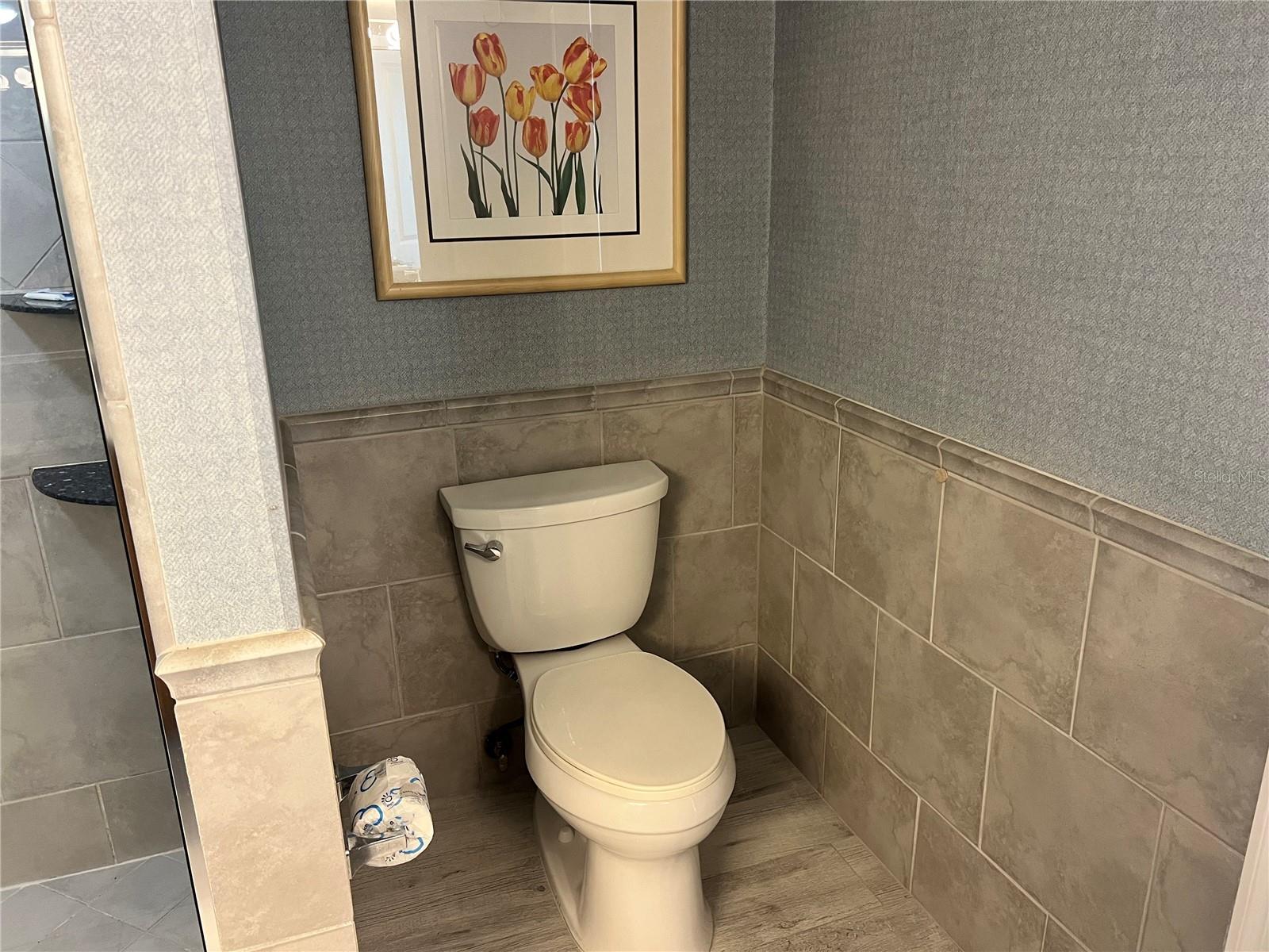 1001 POINT OF ROCKS RD #611, SARASOTA, FL — photo 33