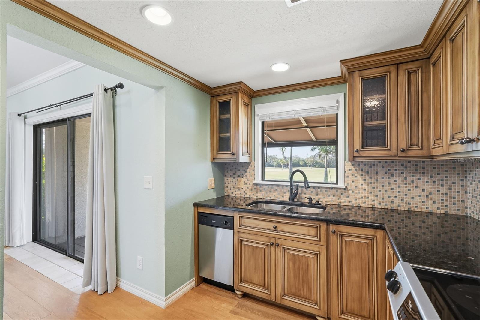 1310 PELICAN CREEK XING, ST PETERSBURG, FL — photo 12