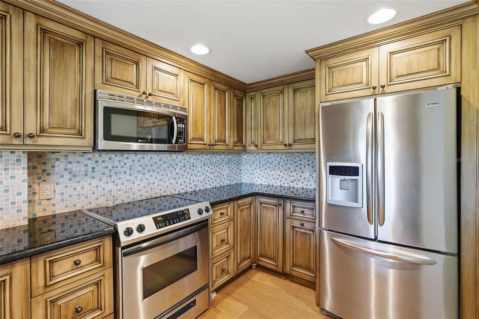 1310 PELICAN CREEK XING, ST PETERSBURG, FL — photo 13