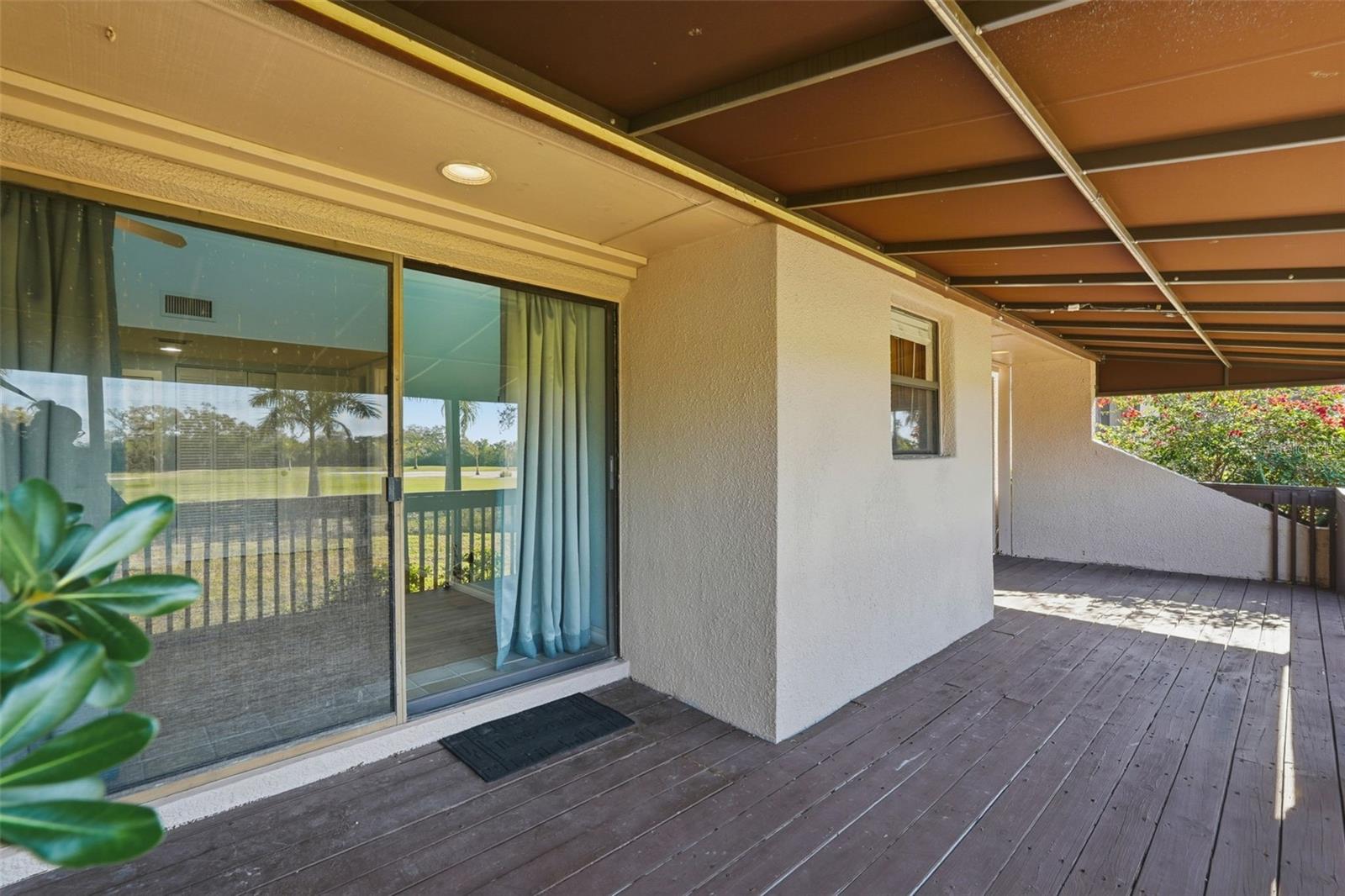 1310 PELICAN CREEK XING, ST PETERSBURG, FL — photo 28