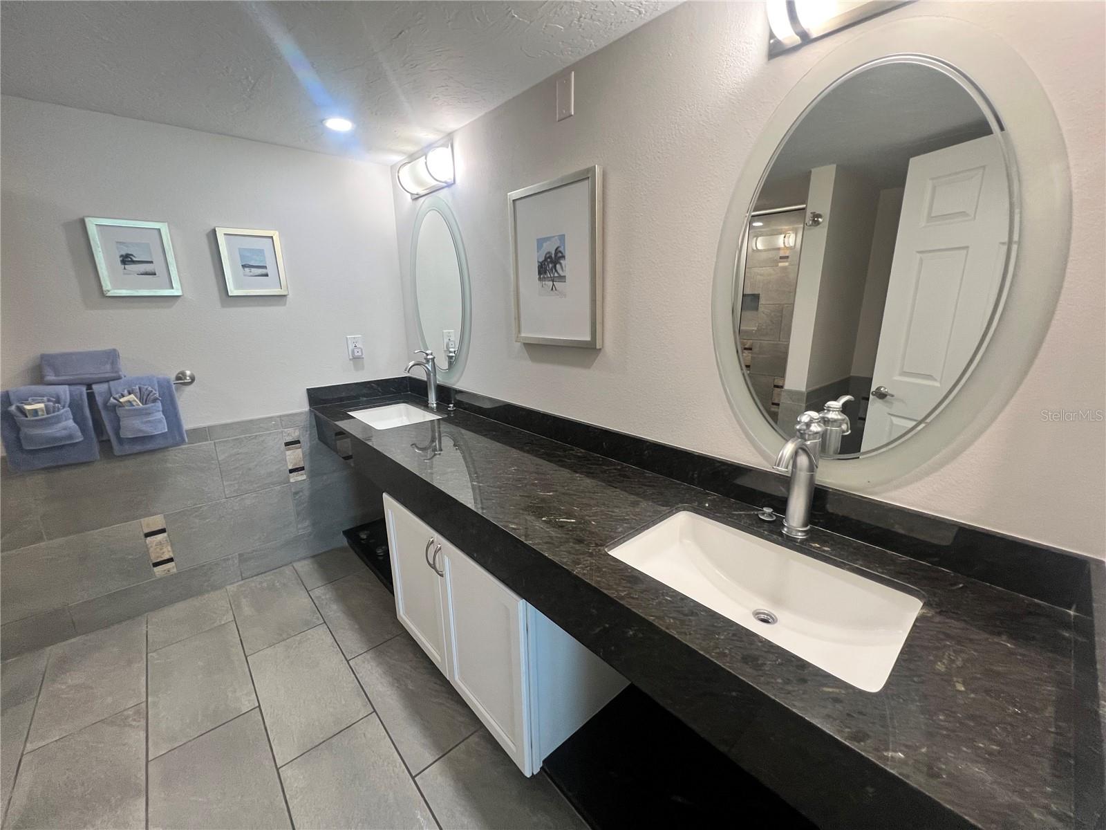 1001 POINT OF ROCKS RD #512, SARASOTA, FL — photo 23
