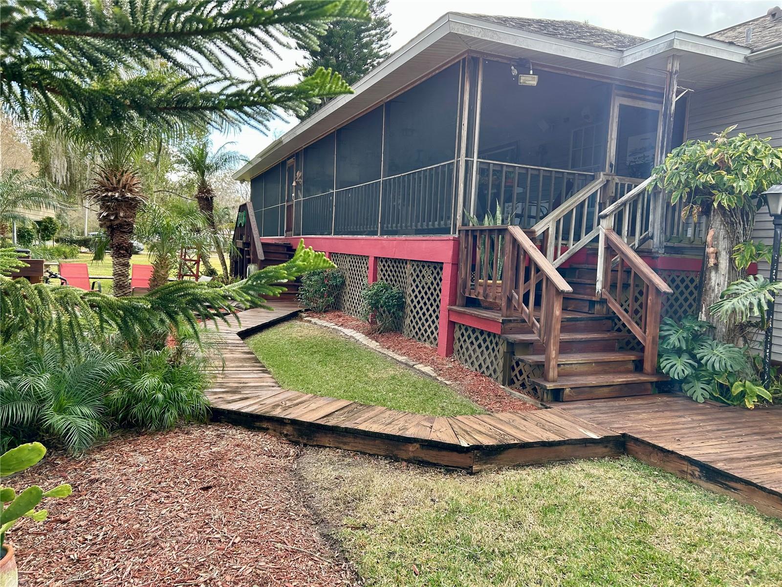 55730 HOLIDAY  CIRCLE, ASTOR, FL — photo 82