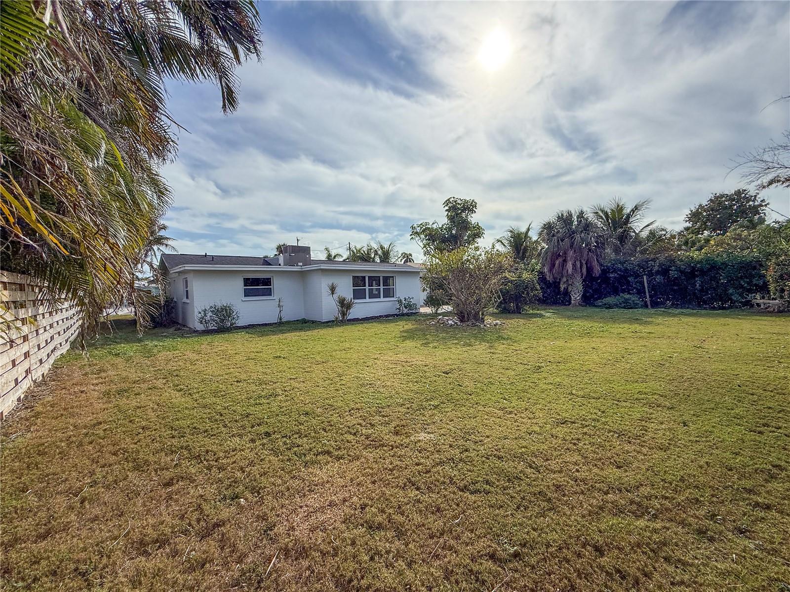 510 69TH ST, HOLMES BEACH, FL — photo 5