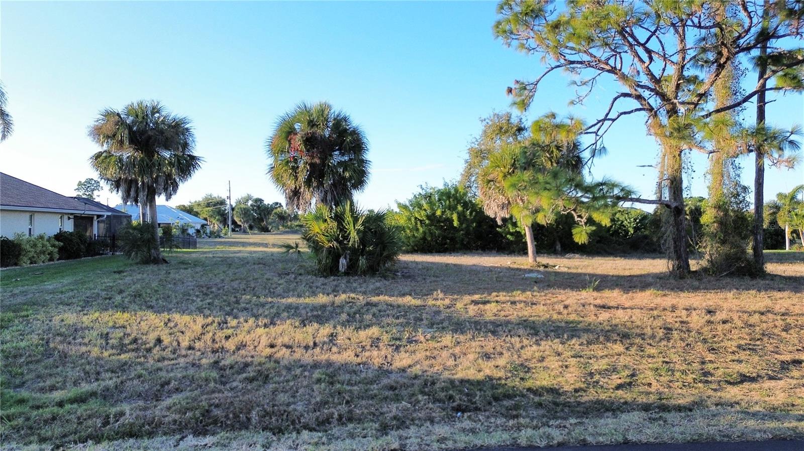 238 BROADMOOR LN, ROTONDA WEST, FL — photo 17