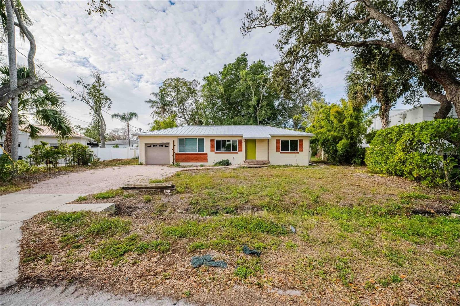 6213 SANDERS DR, TAMPA, FL — photo 12