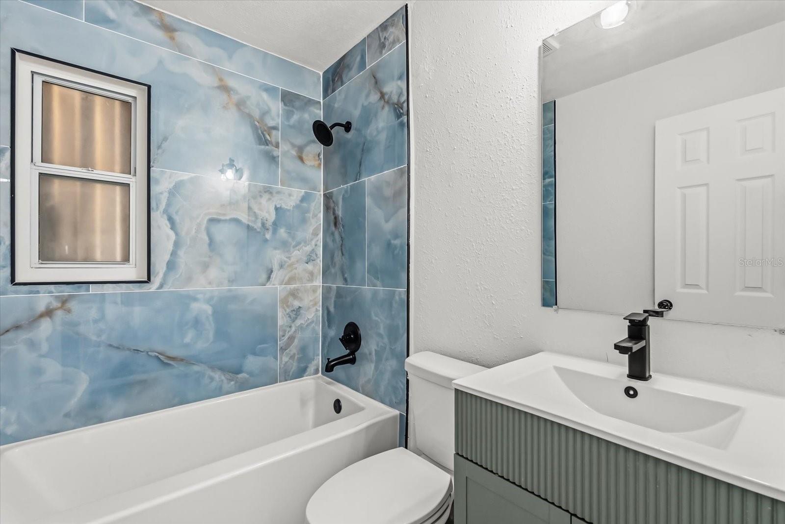10395 SAN MARTIN BLVD NE, ST PETERSBURG, FL — photo 23