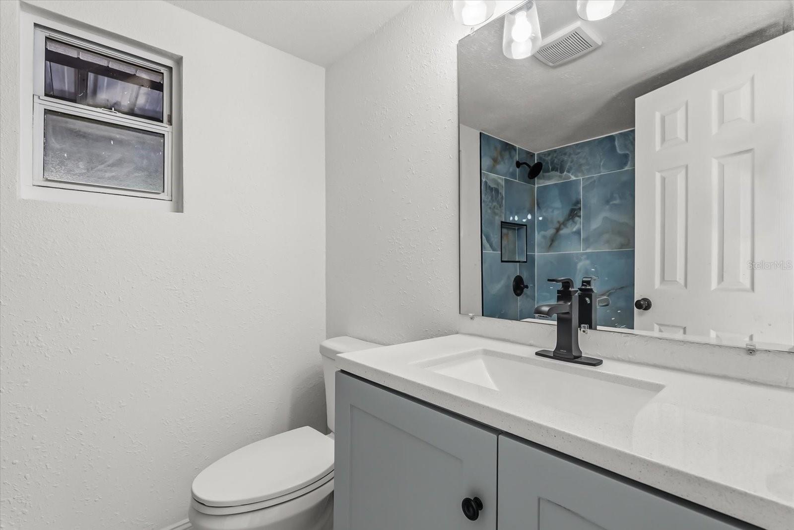 10395 SAN MARTIN BLVD NE, ST PETERSBURG, FL — photo 24