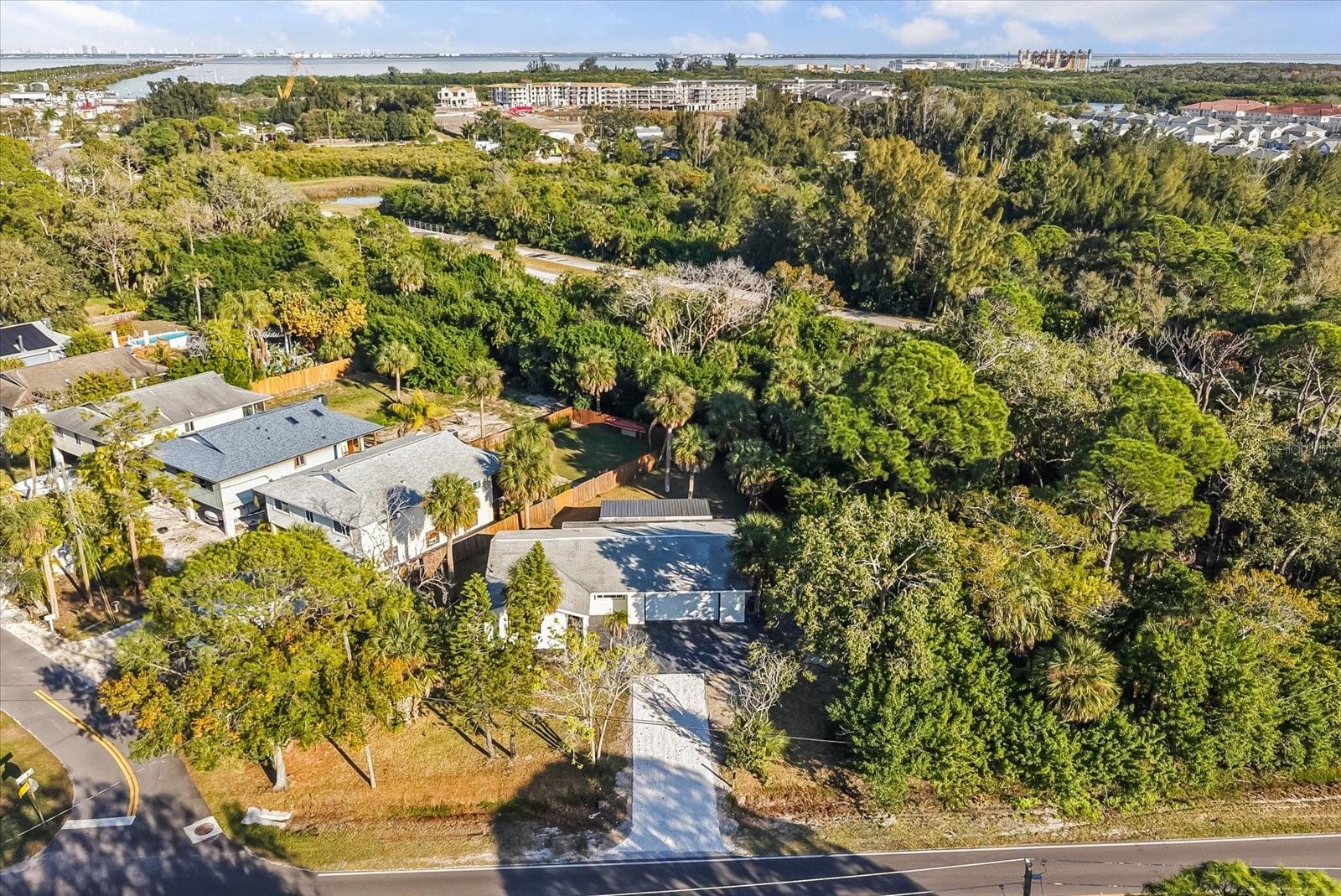 10395 SAN MARTIN BLVD NE, ST PETERSBURG, FL — photo 36