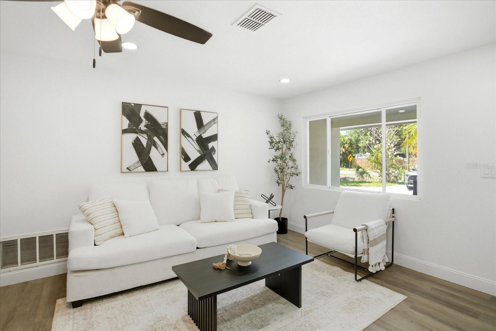 10395 SAN MARTIN BLVD NE, ST PETERSBURG, FL — photo 9