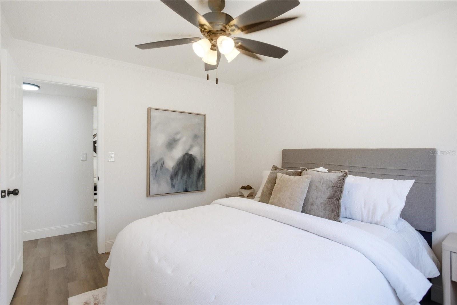 10395 SAN MARTIN BLVD NE, ST PETERSBURG, FL — photo 19