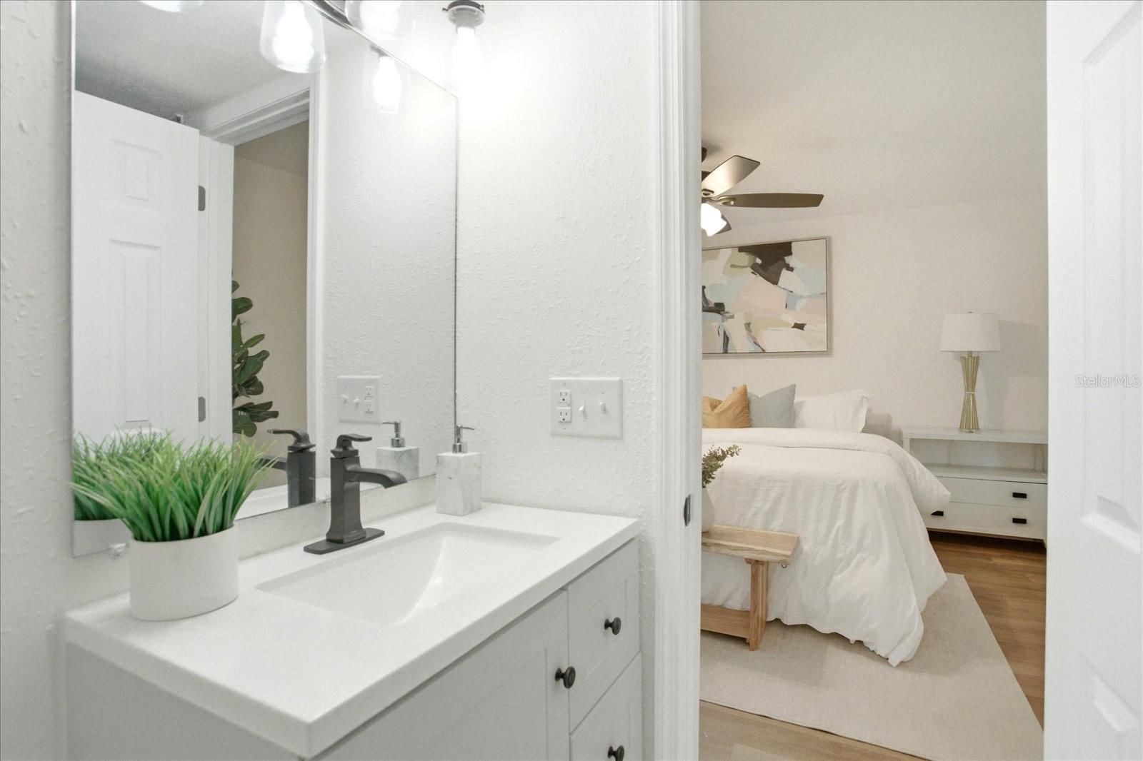 10395 SAN MARTIN BLVD NE, ST PETERSBURG, FL — photo 22