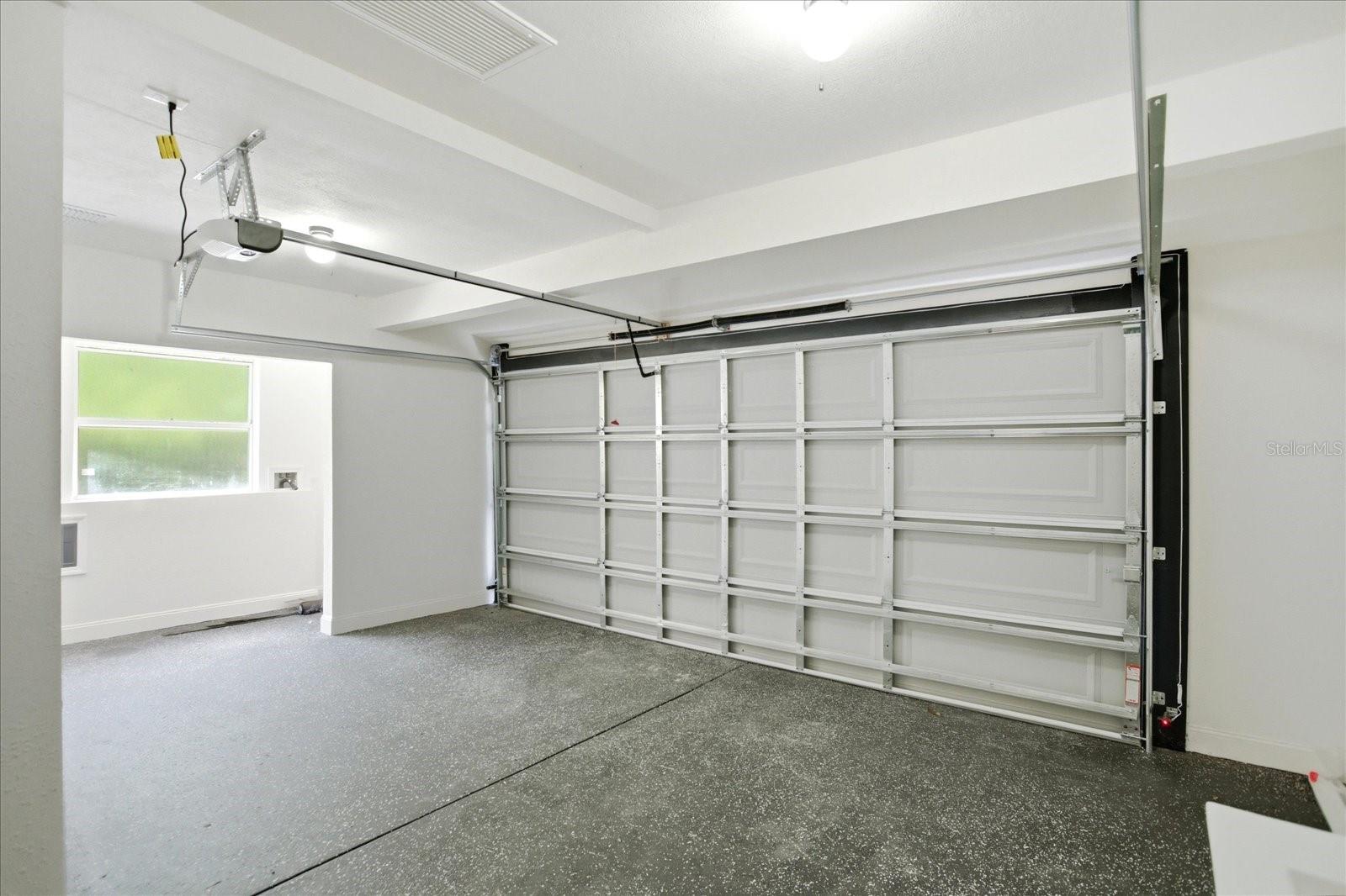 10395 SAN MARTIN BLVD NE, ST PETERSBURG, FL — photo 29