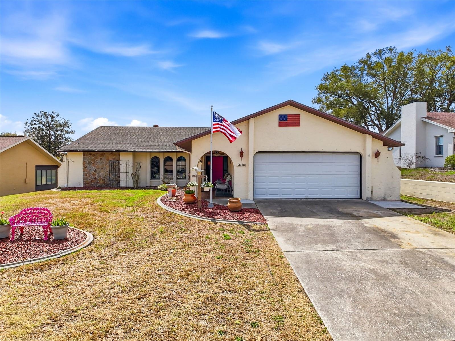 9030 HERNANDO WAY, WEEKI WACHEE, FL — photo 2