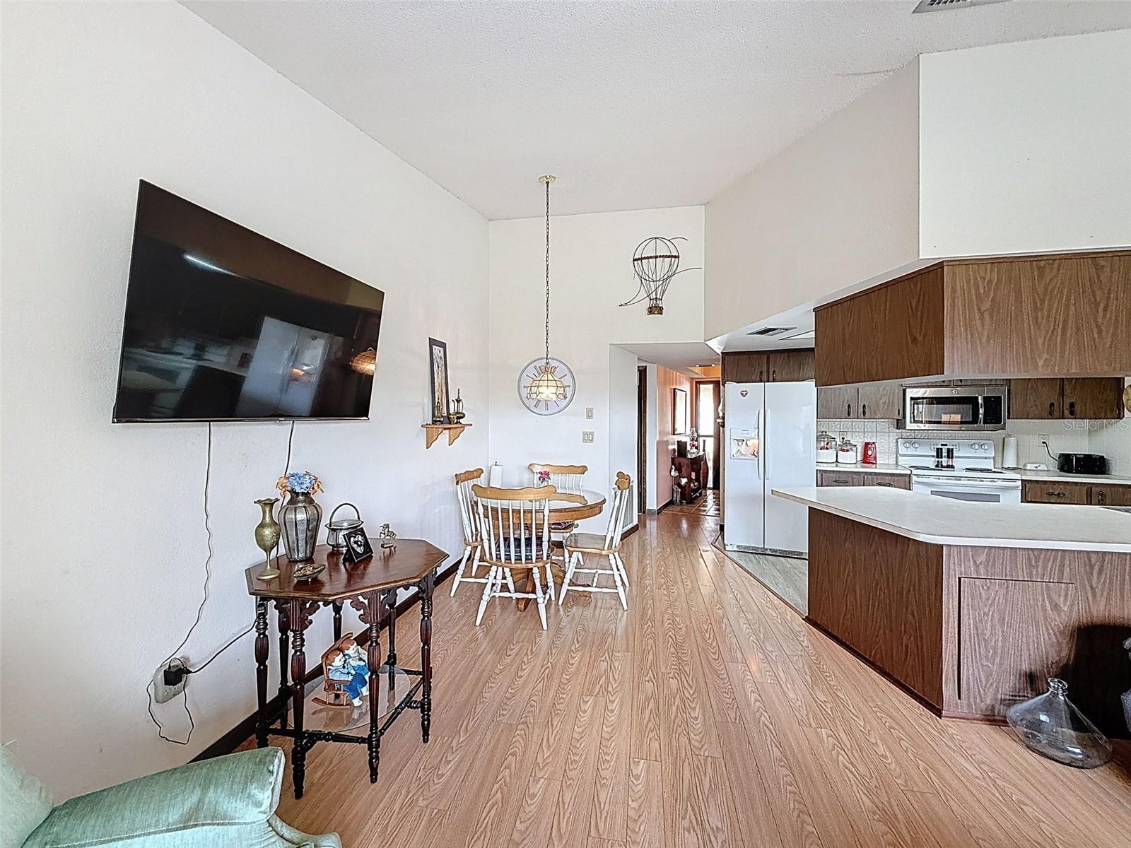 9030 HERNANDO WAY, WEEKI WACHEE, FL — photo 30