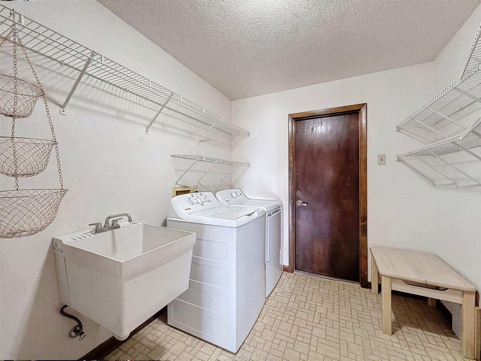 9030 HERNANDO WAY, WEEKI WACHEE, FL — photo 50