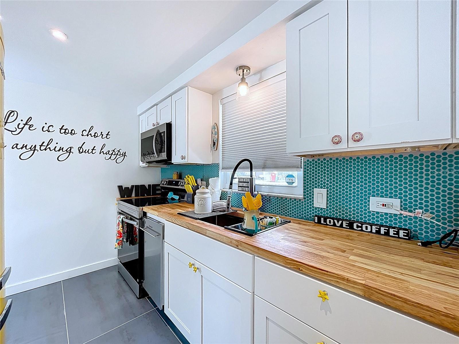 304 29TH ST #A, HOLMES BEACH, FL — photo 21