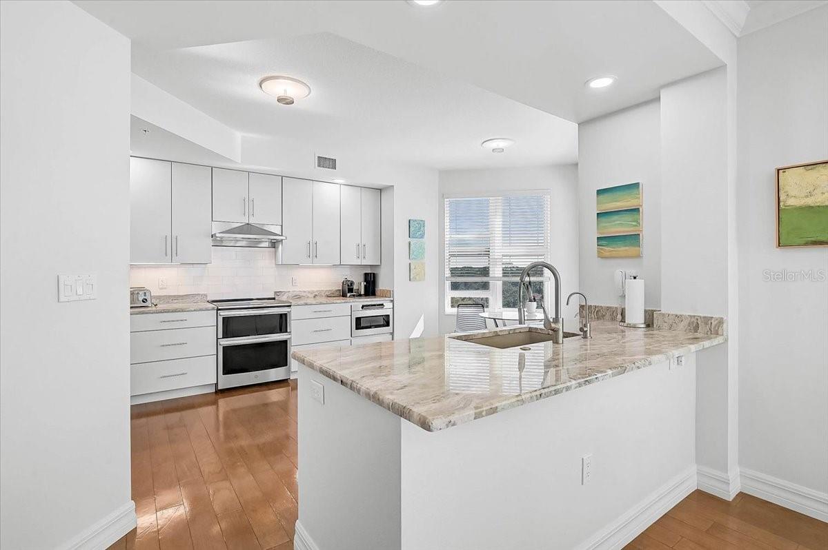 409 N POINT RD #601, OSPREY, FL — photo 16