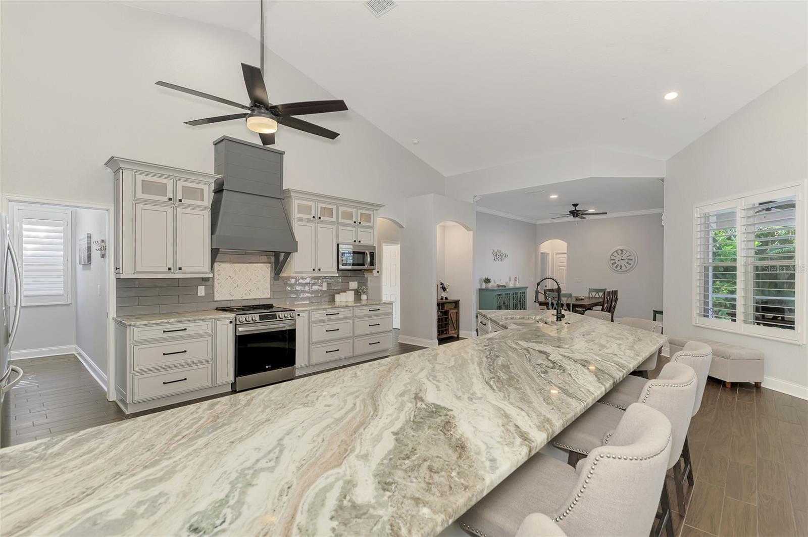 14218 SILVER LAKES CIR, PORT CHARLOTTE, FL — photo 21