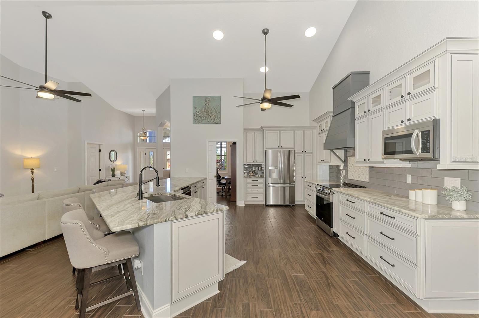 14218 SILVER LAKES CIR, PORT CHARLOTTE, FL — photo 22