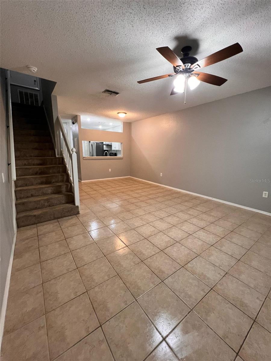 8674 HUNTERS KEY CIR, TAMPA, FL — photo 5
