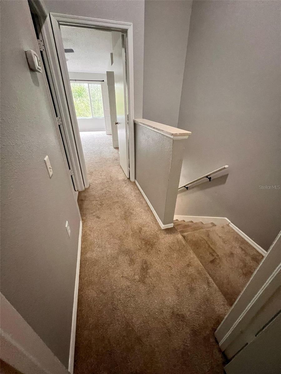 8674 HUNTERS KEY CIR, TAMPA, FL — photo 9
