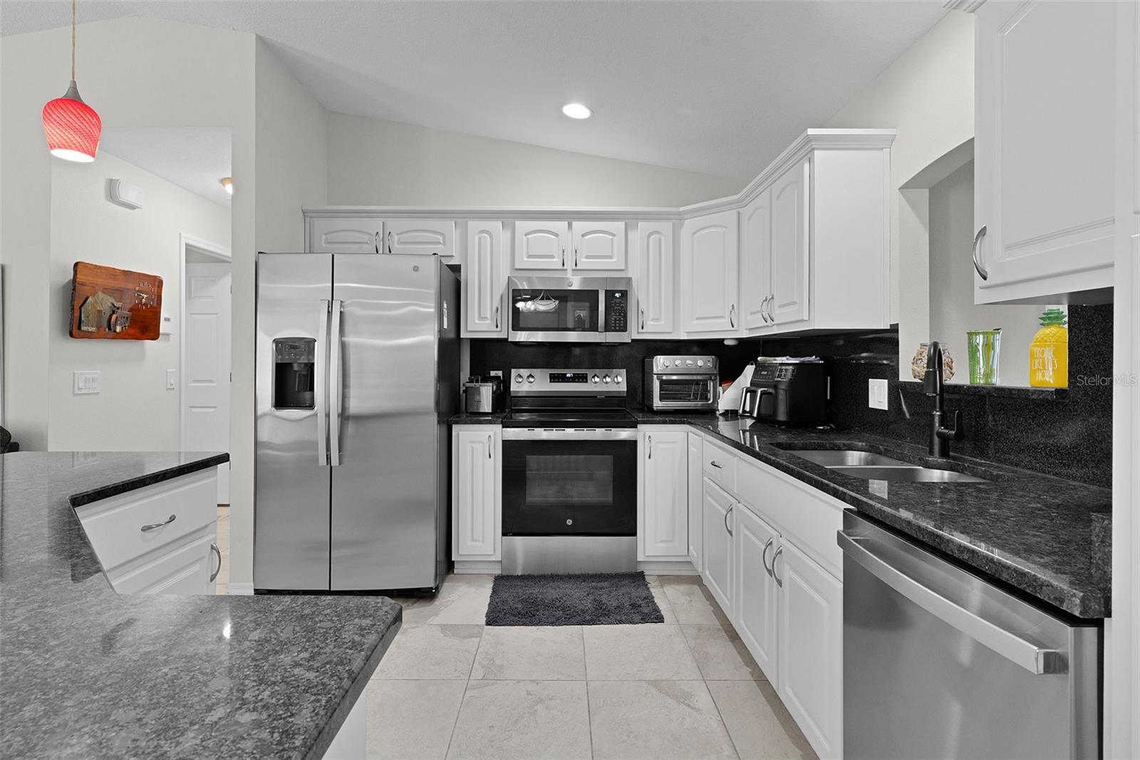 10701 SE 179TH LN, SUMMERFIELD, FL — photo 6