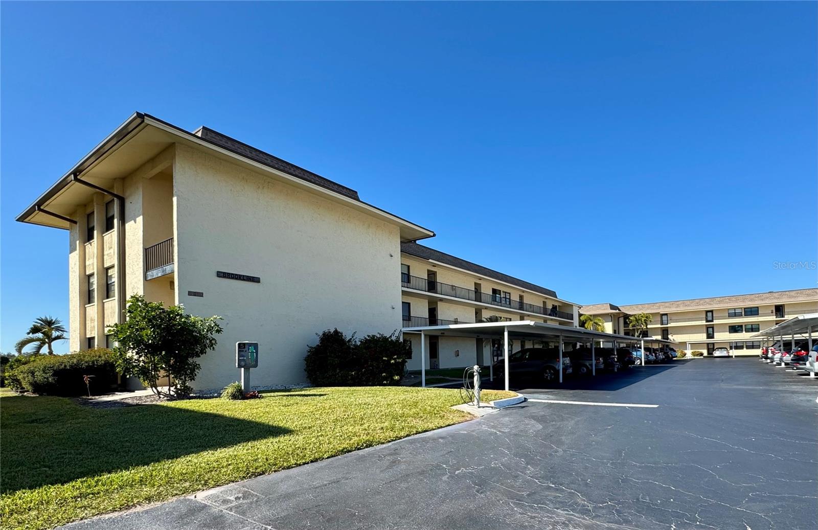 12300 VONN RD #5304, LARGO, FL